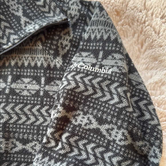 Patterned Quarter-Zip Pullover - Picture 3 of 7